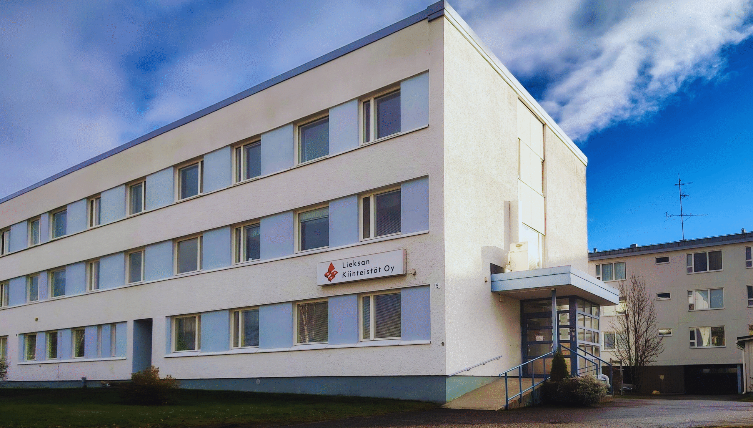Rantalantie 5, Lieksan Kiinteistöt Oy toimisto ulkoa